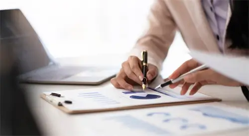 电脑内存由什么组成